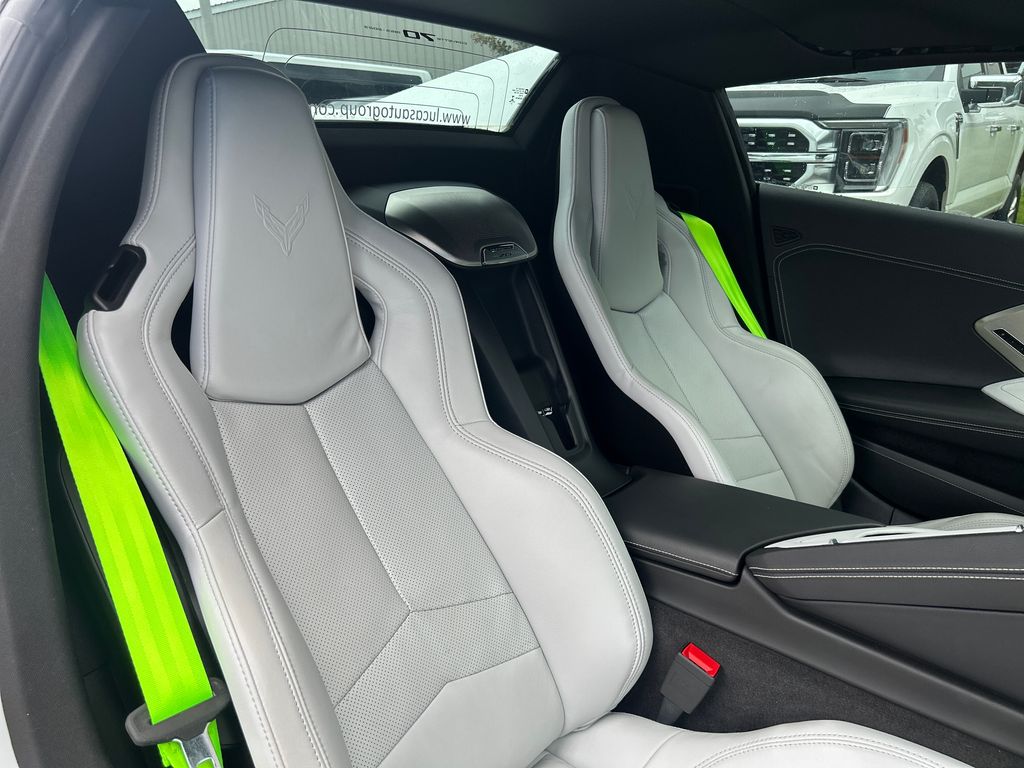 Used 2023 White Chevrolet Stingray image 11