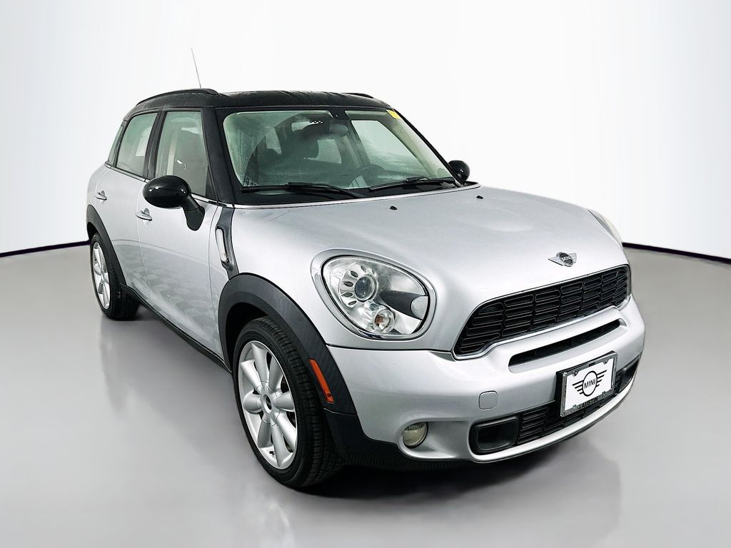 Thumbnail: 2013 MINI Cooper Countryman - 3