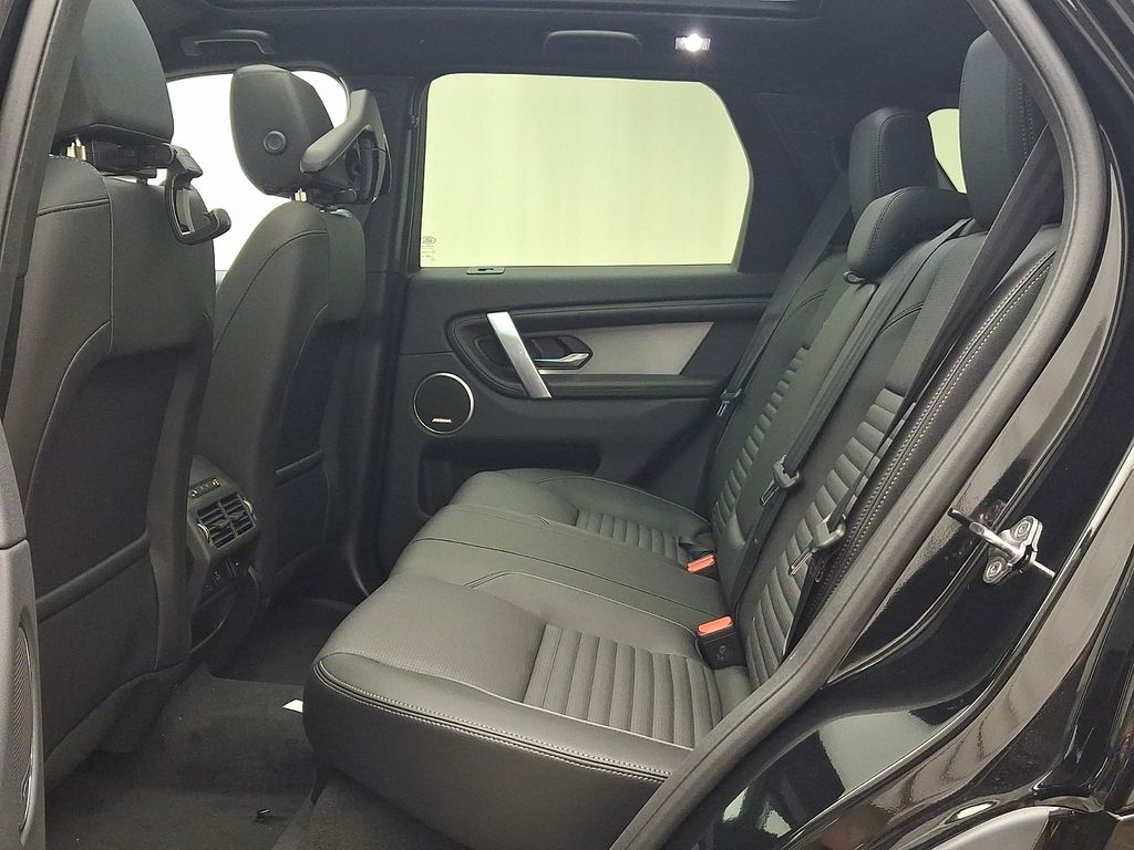 Thumbnail: 2026 Land Rover Discovery Sport - 6