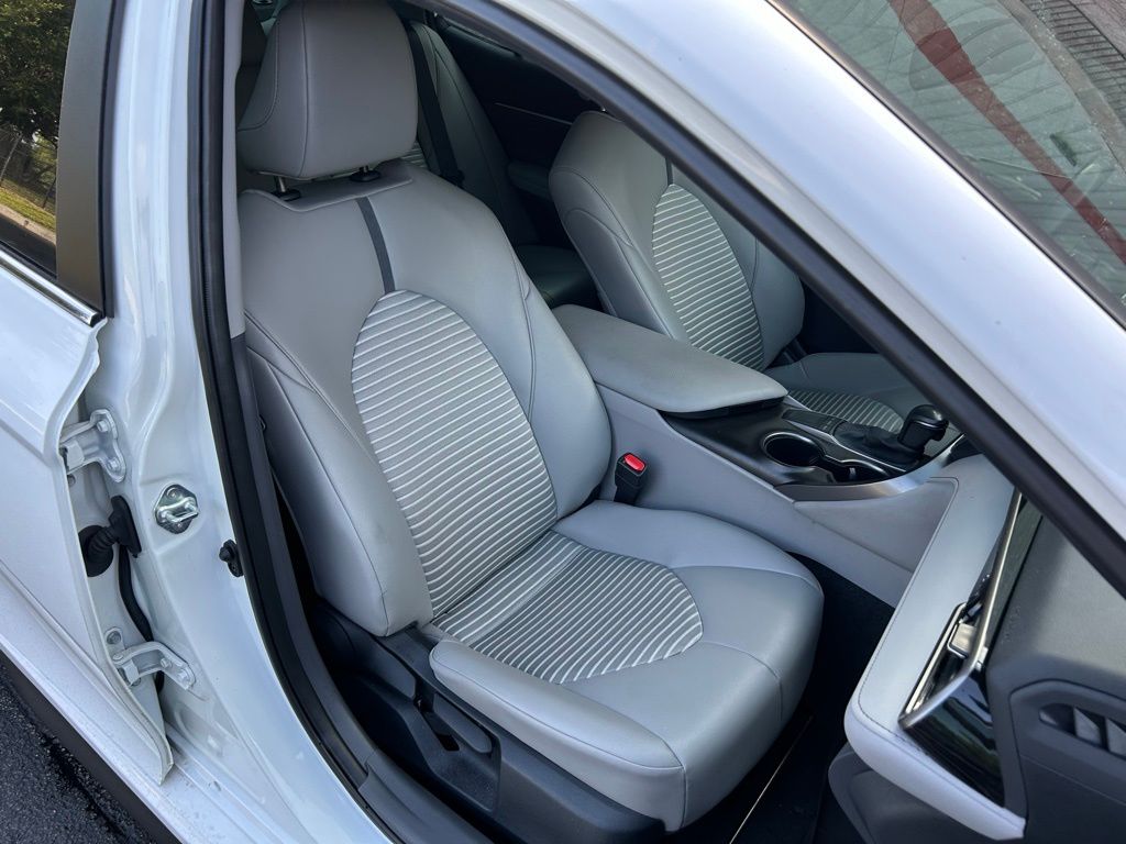 2024 Toyota Camry SE 15