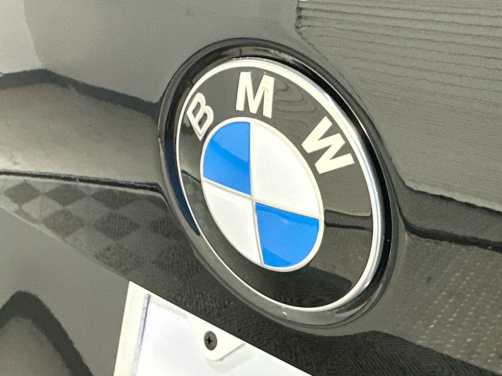 Thumbnail: 2026 BMW X5 - 22