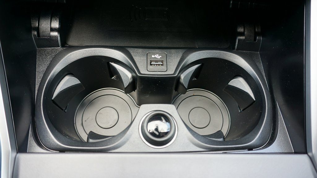 2025 BMW 2 Series 230i - Photo 13
