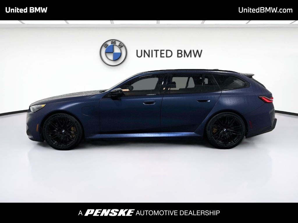 Thumbnail: 2026 BMW M5 - 8