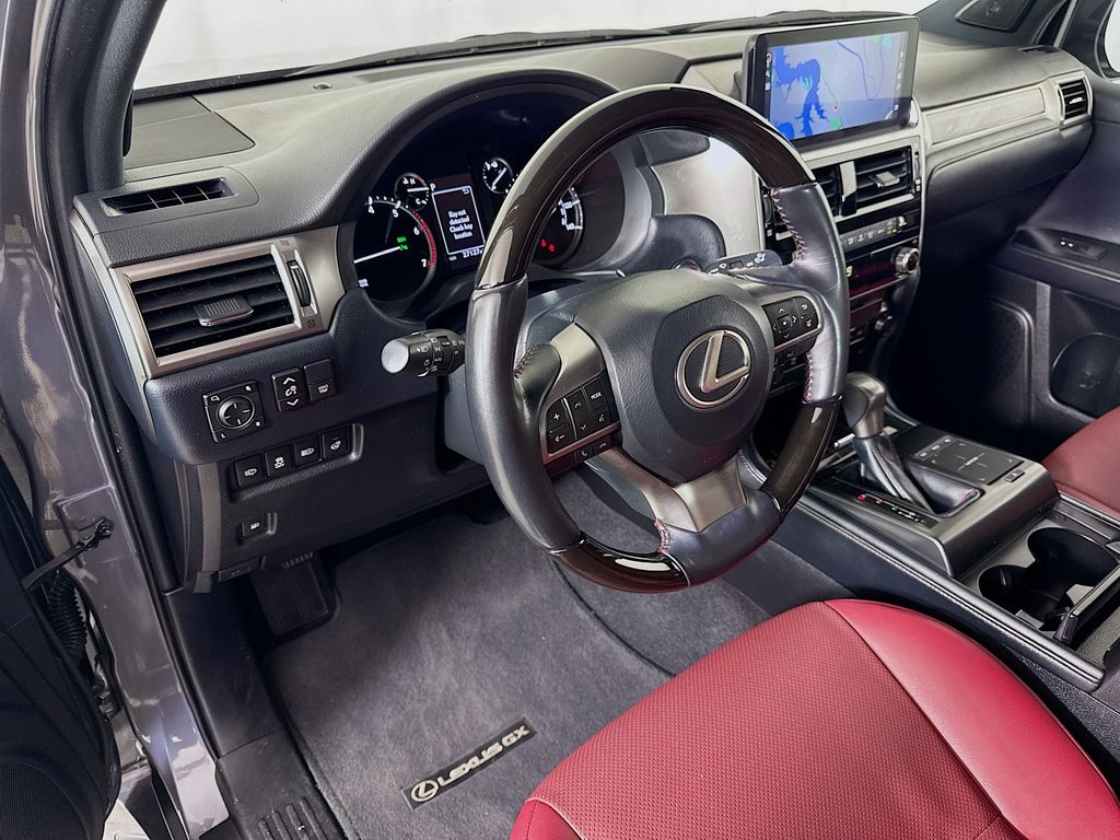 Thumbnail: 2023 Lexus GX - 9