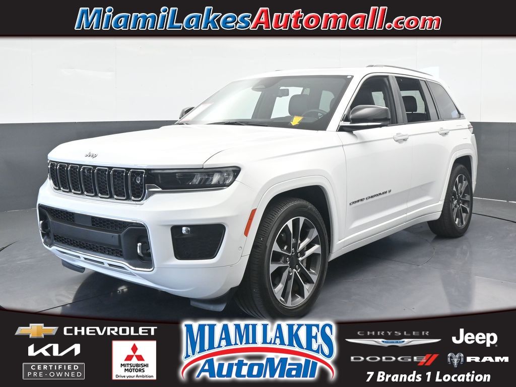 2024 Jeep Grand Cherokee Overland's photo