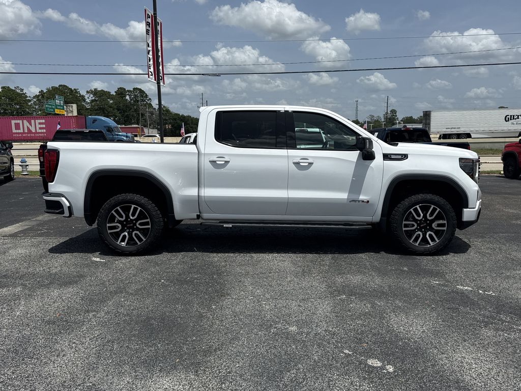 2023 GMC Sierra 1500 AT4 - 4