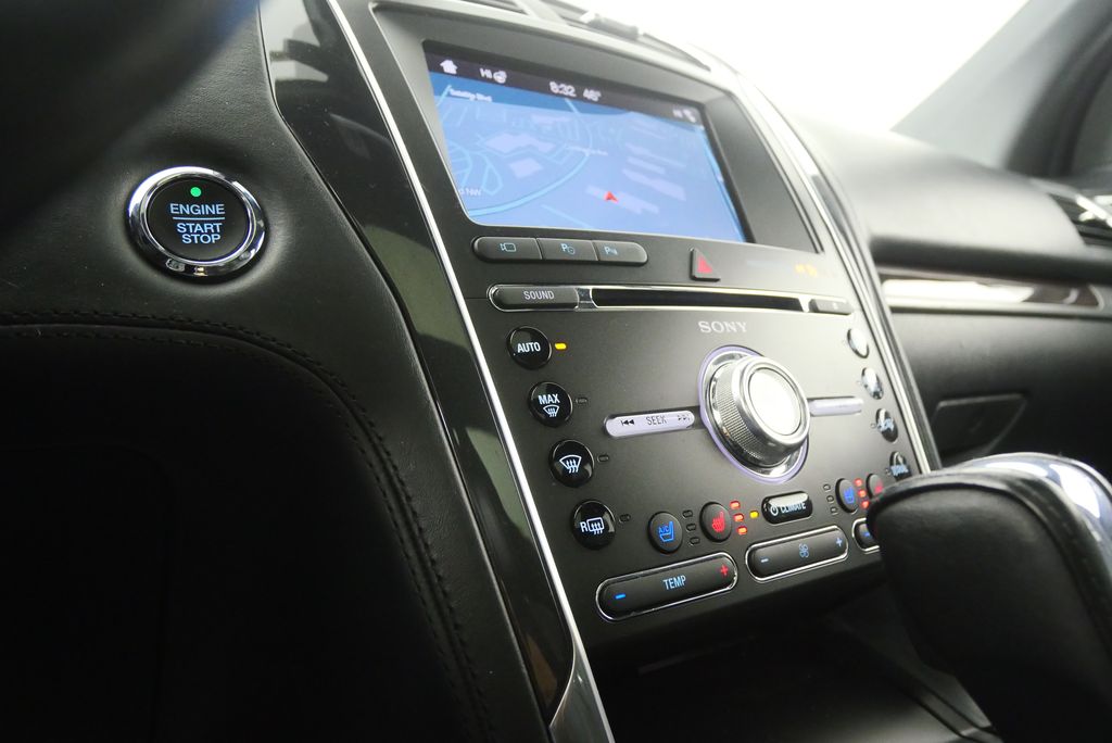 Thumbnail: 2017 Ford Explorer - 25