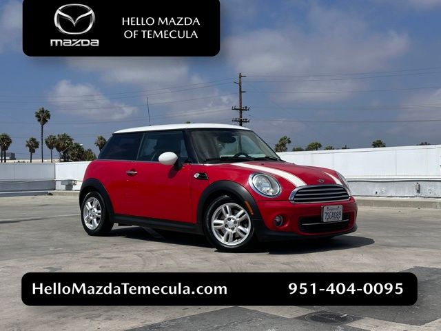 Chili Red 2013 MINI Cooper Hatchback FWD Hatchback Front-Wheel Drive 6-Speed Automatic