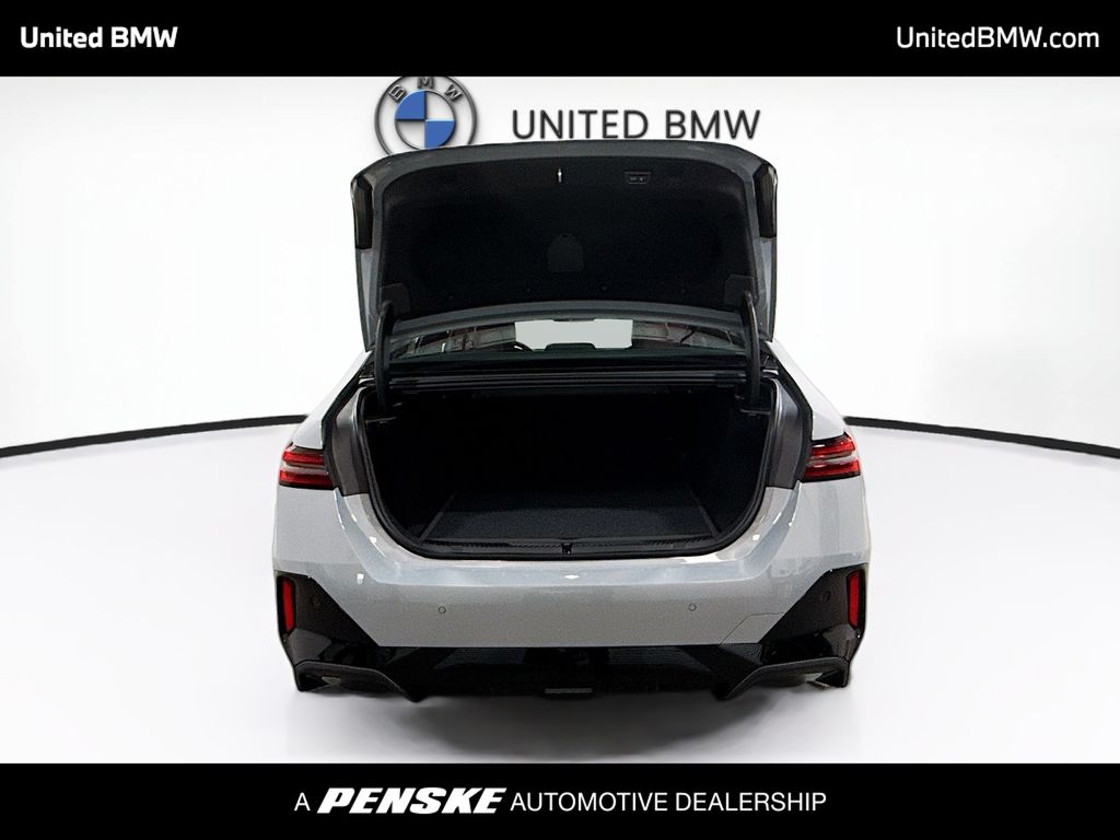 Thumbnail: 2026 BMW 5 Series - 14