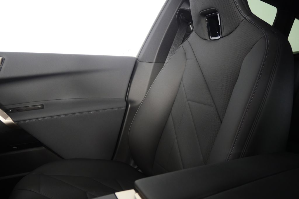 Thumbnail: 2026 BMW iX - 24