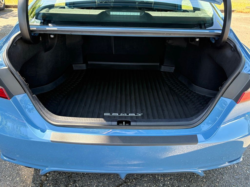 2023 Toyota Camry Hybrid XSE