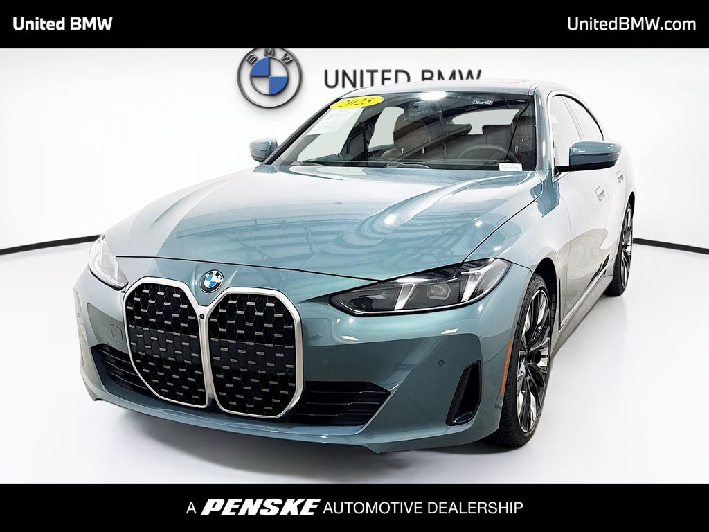 Thumbnail: 2025 BMW 4 Series - 1