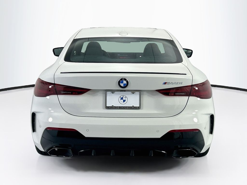 Thumbnail: 2027 BMW 4 Series - 6