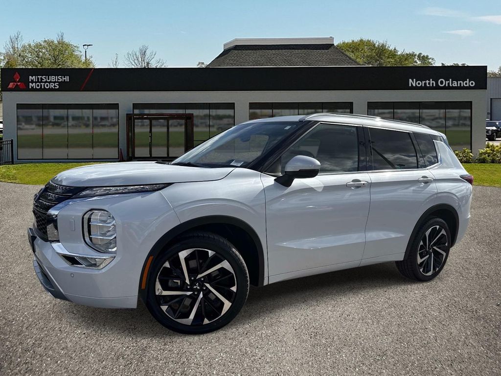 2022 Mitsubishi Outlander SEL