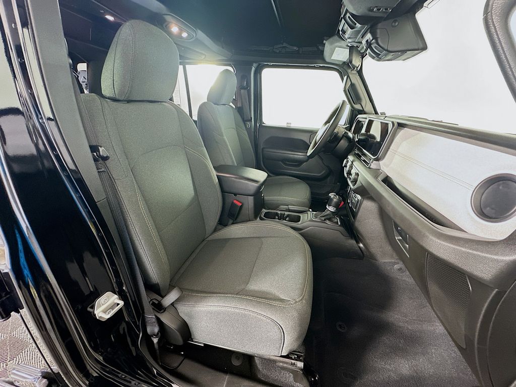 2024 Jeep Wrangler Sport S 27
