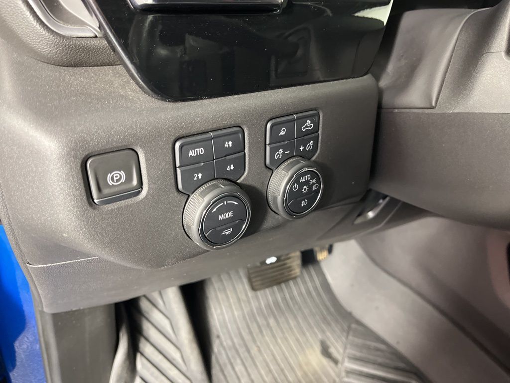 Thumbnail: 2024 Chevrolet Silverado 1500 - 29