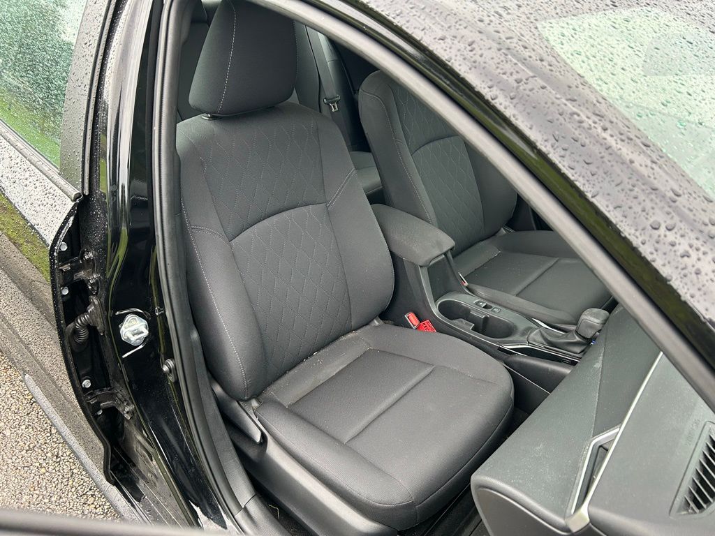 2023 Toyota Corolla LE 15