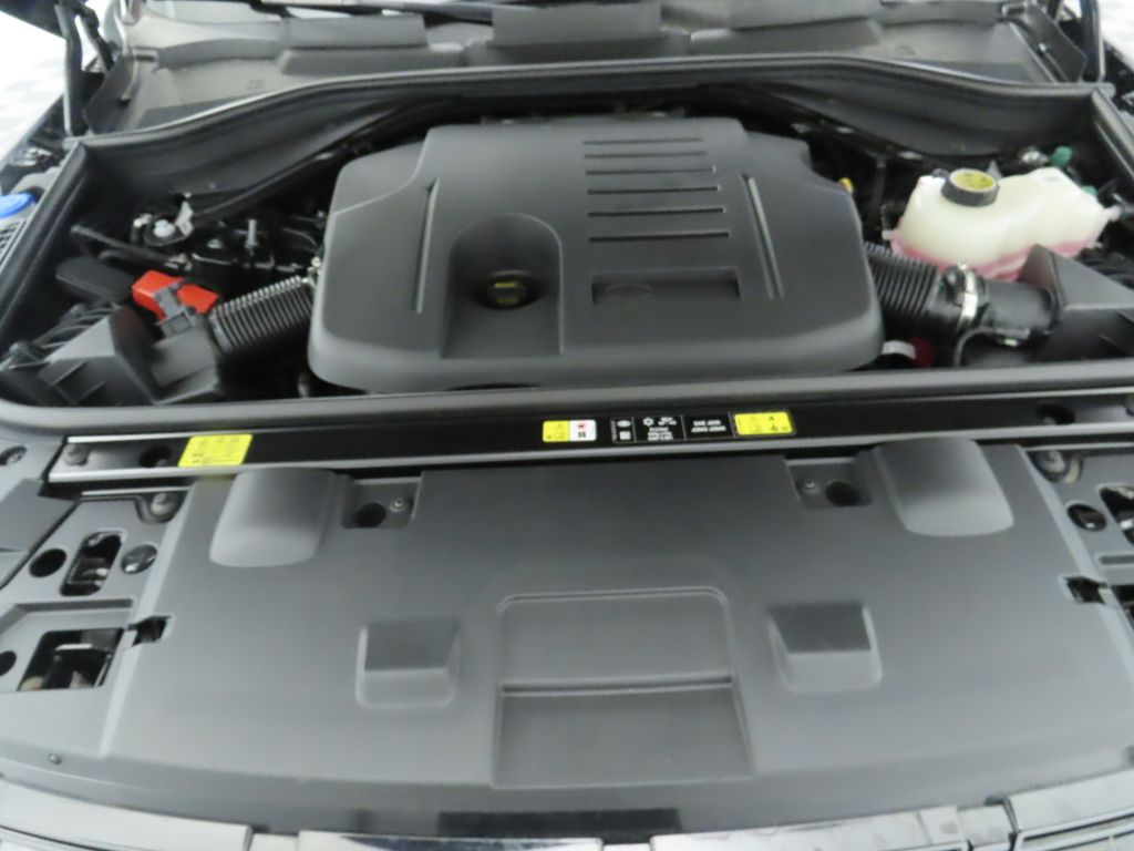 Thumbnail: 2025 Land Rover Range Rover Sport - 31