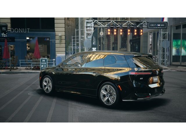 Thumbnail: 2026 BMW iX - 2