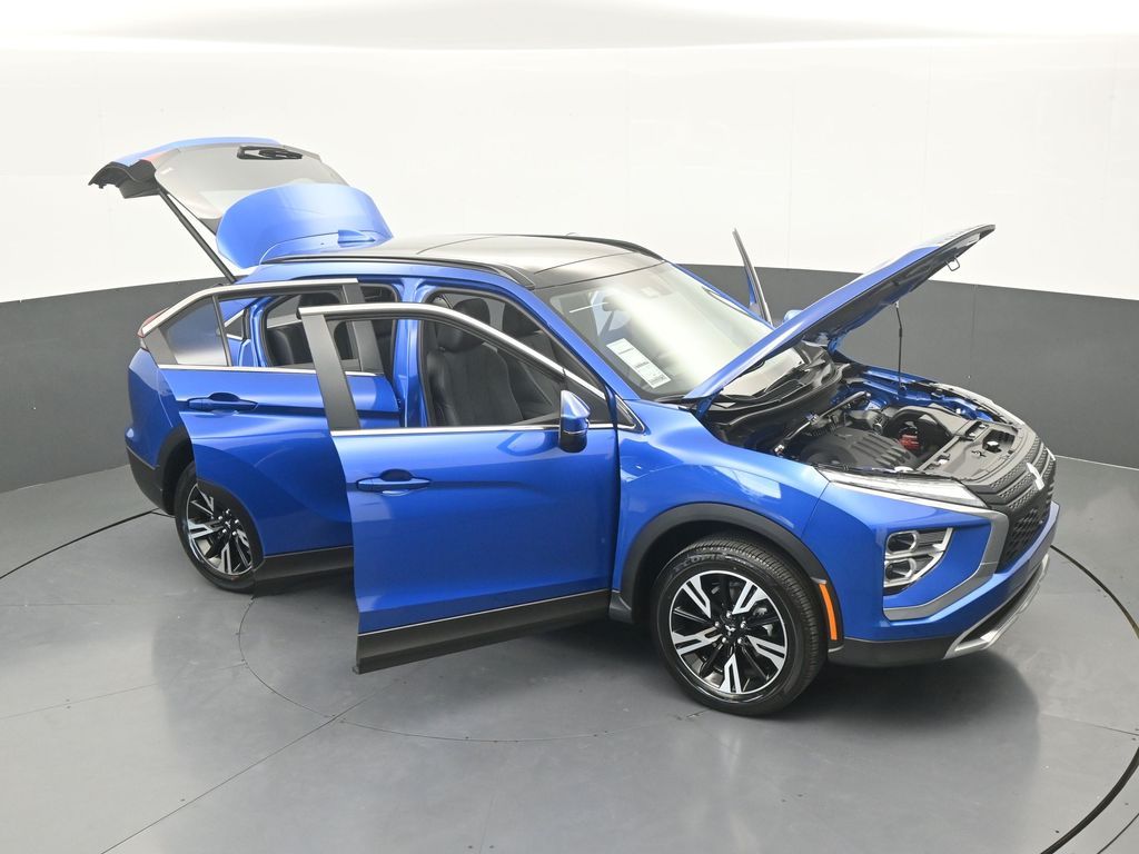 New 2026 Blue Metallic Mitsubishi SE image 74