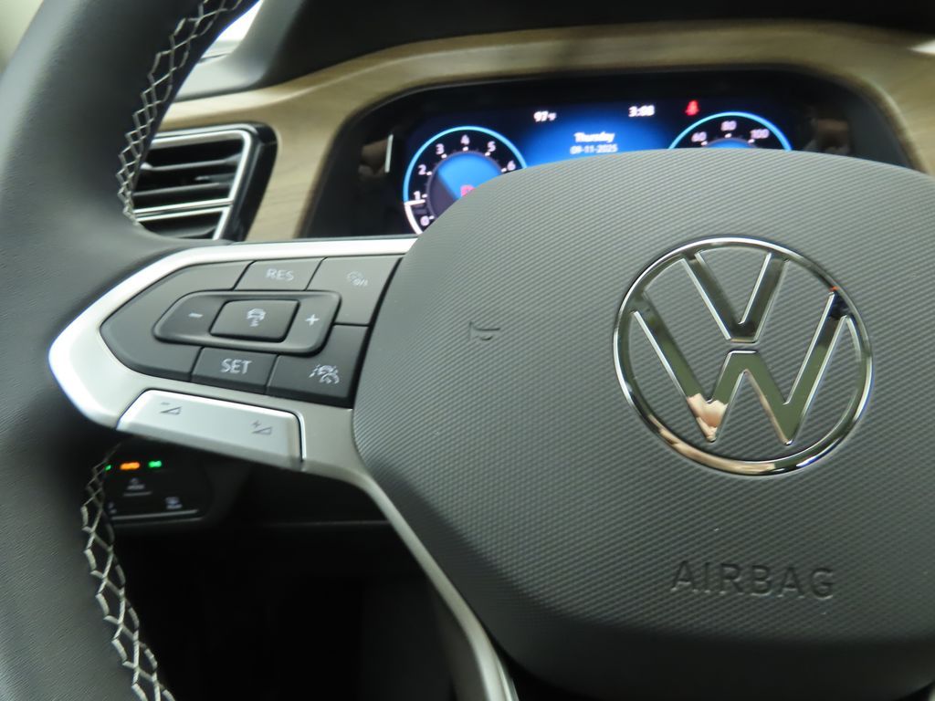 Thumbnail: 2026 Volkswagen Atlas - 11