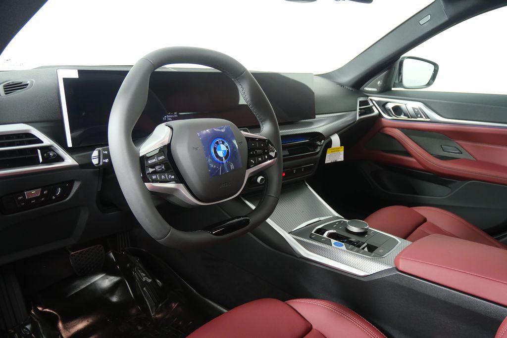 Thumbnail: 2025 BMW i4 - 13