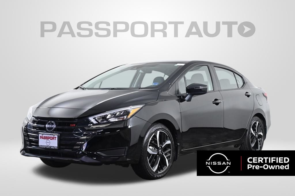 Super Black Metallic 2025 Nissan Versa Sedan Front-Wheel Drive Automatic