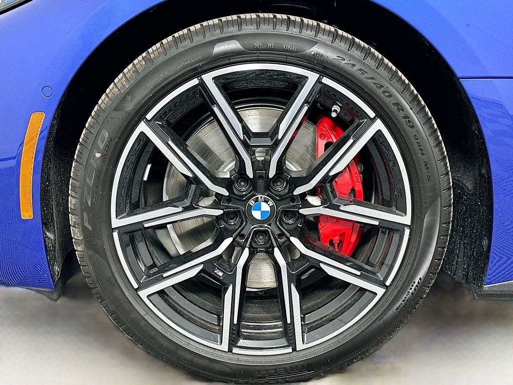 Thumbnail: 2025 BMW i4 - 22