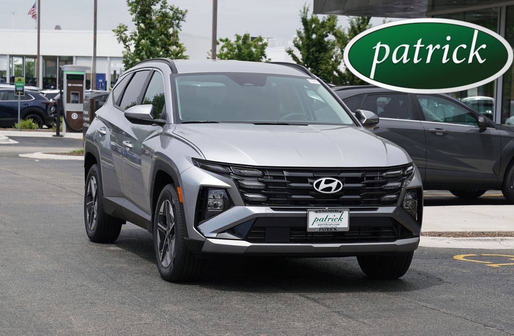 Shimmering Silver 2026 Hyundai Tucson Hybrid Plug-In SUV / Crossover All-Wheel Drive 6-Speed Automatic