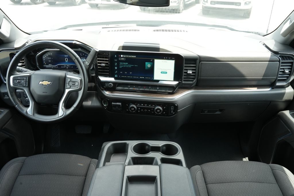 2025 Chevrolet Silverado 1500 LT - 4