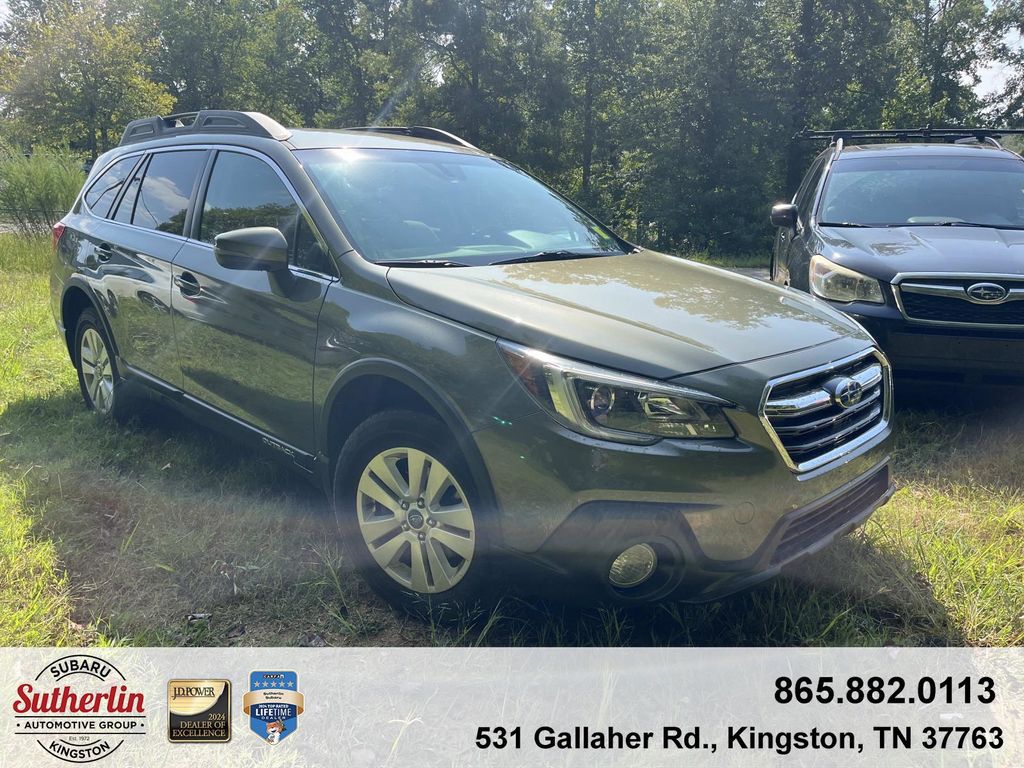  2018 Subaru Outback 2.5i Premium AWD   