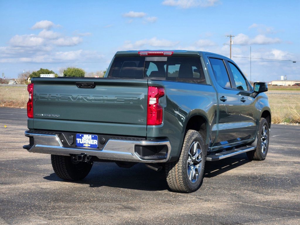 2025 Chevrolet Silverado 1500 LT 3