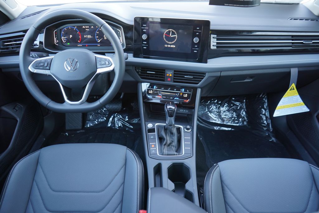 2025 Volkswagen Jetta SEL 11