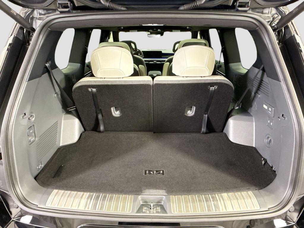 Thumbnail: 2024 Kia EV9 - 29