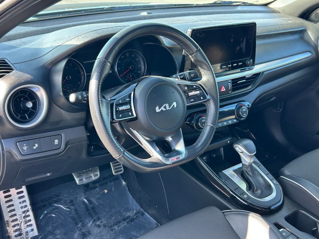 2023 Kia Forte GT-Line 13