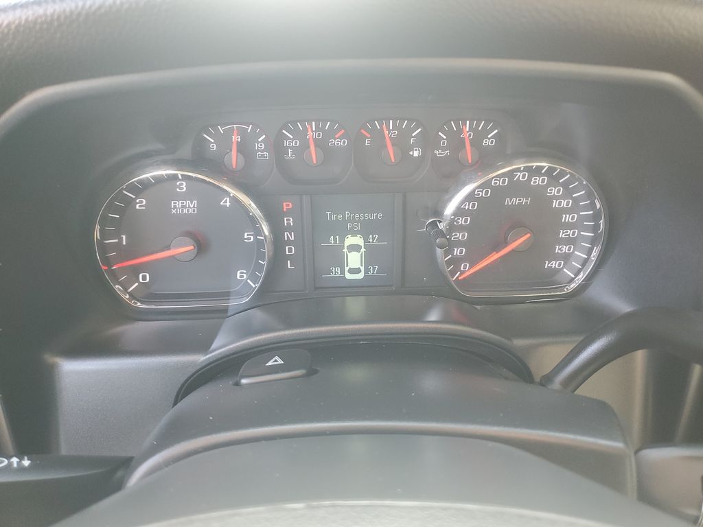 Used 2018 White Chevrolet WT image 19