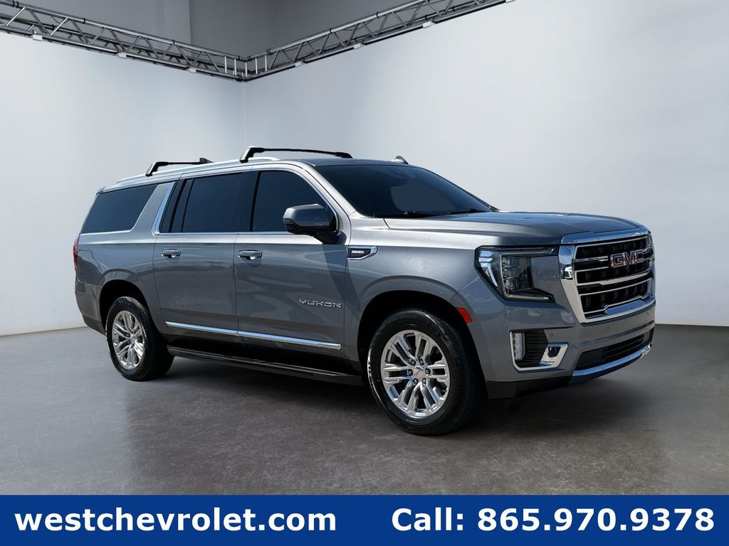 Gray (Satin Steel Metallic) 2022 GMC Yukon XL SUV / Crossover Four-Wheel Drive 