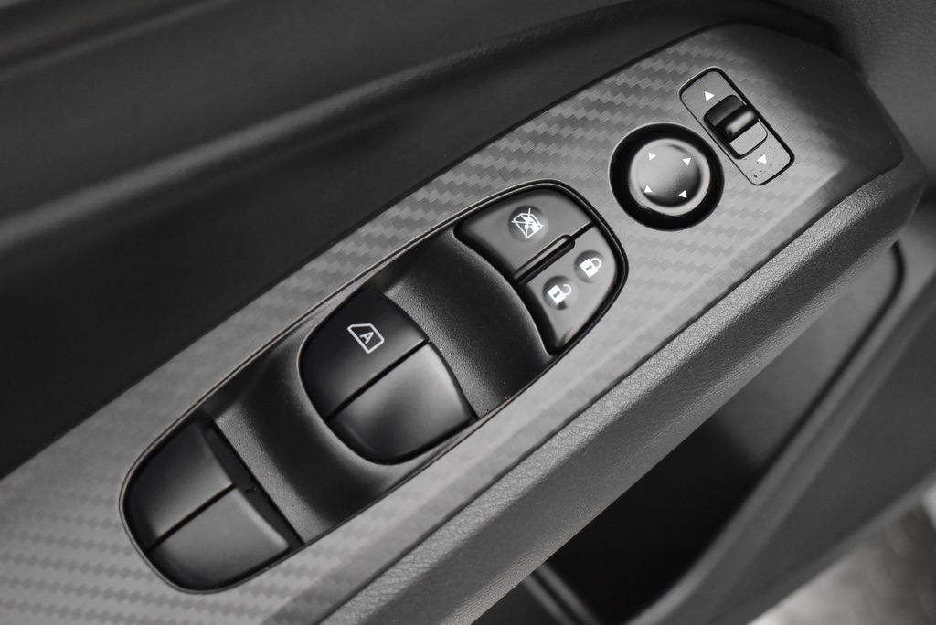 Thumbnail: 2022 Nissan Altima - 11