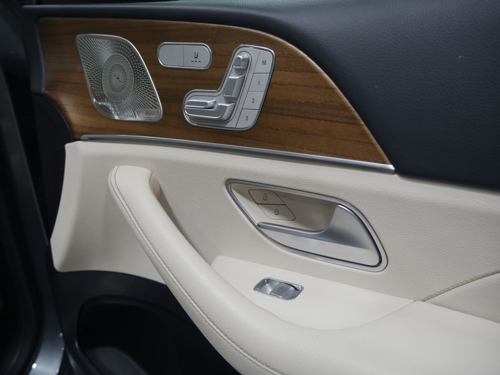 Thumbnail: 2023 Mercedes-Benz GLE - 26