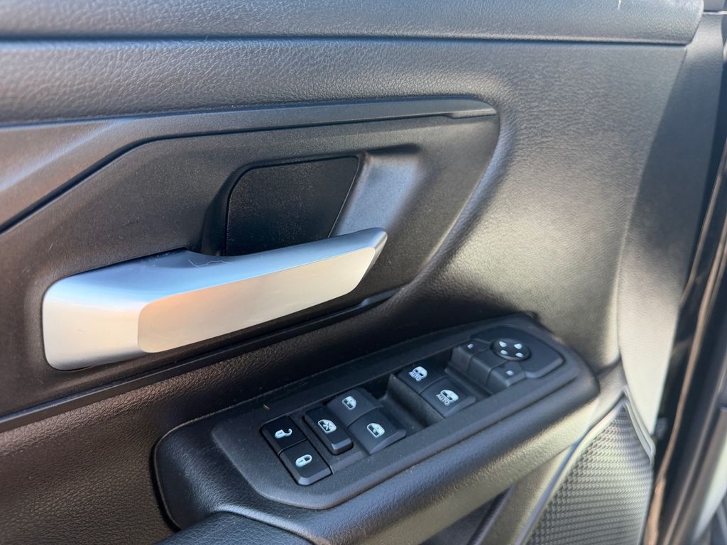 2025 Ram 1500 Tradesman - 10