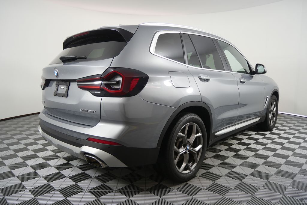 Thumbnail: 2023 BMW X3 - 3