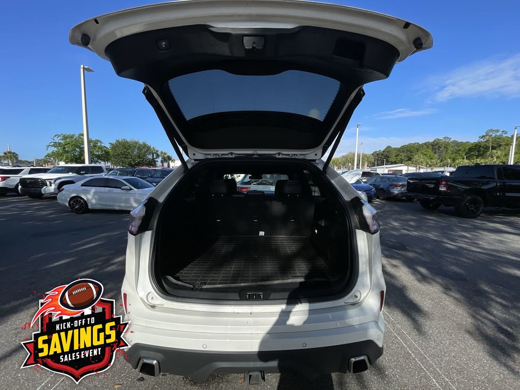 Used 2023 Ford Edge SUV