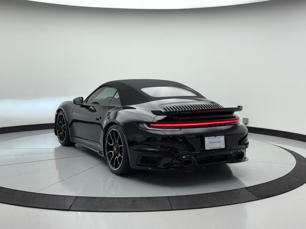 2022 Porsche 911 Turbo S 3