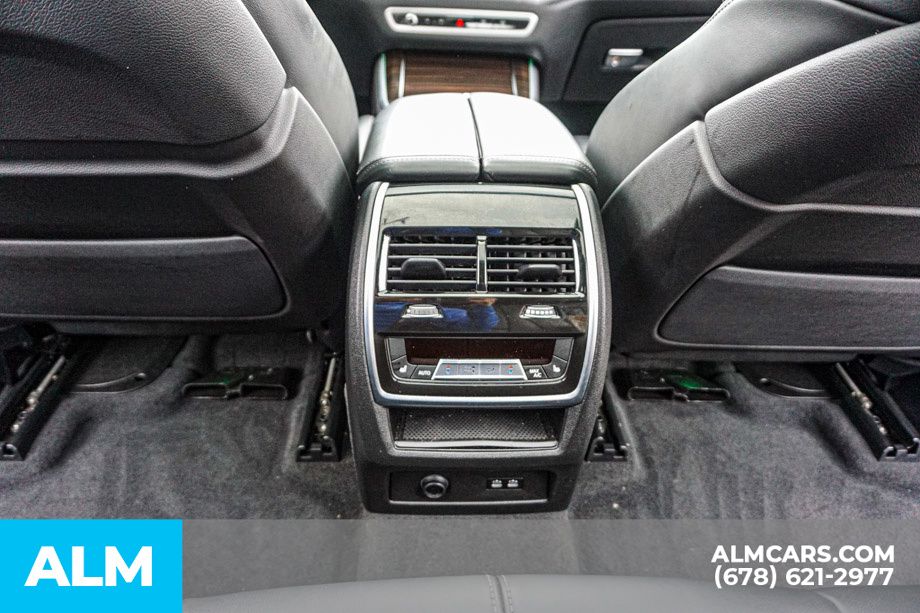 Used 2025 Gray BMW xDrive50e image 32