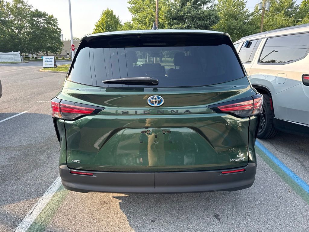 2021 Toyota Sienna — photo 7