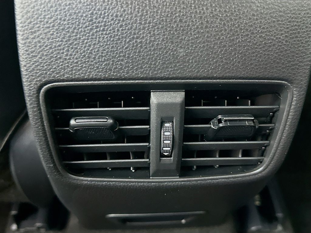 Thumbnail: 2025 Toyota Corolla Cross - 26