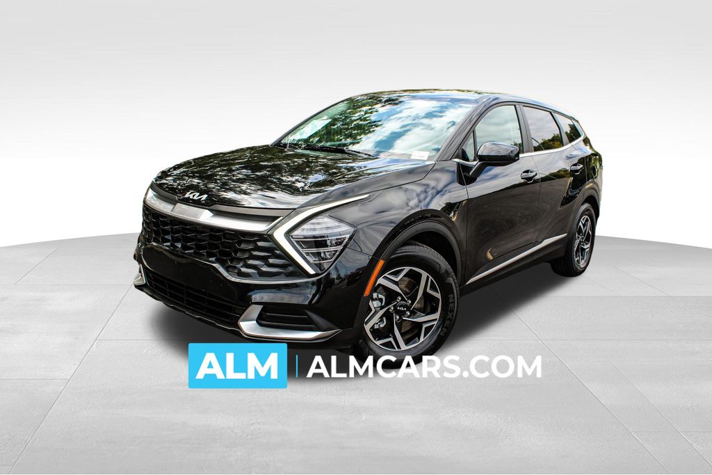 2024 Kia Sportage LX's photo