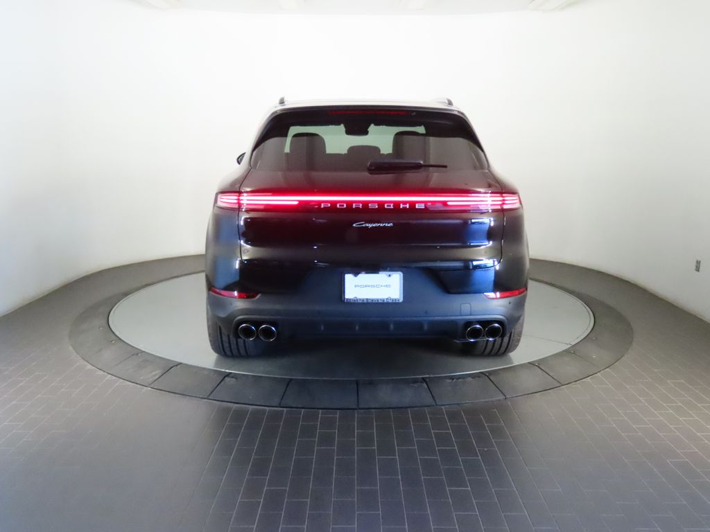 Thumbnail: 2026 Porsche Cayenne - 6