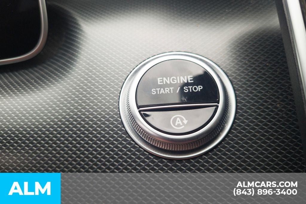 Used 2025 Black Mercedes-Benz C 300 image 11
