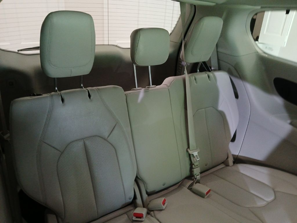 used 2021 Chrysler Pacifica car, priced at $29,500